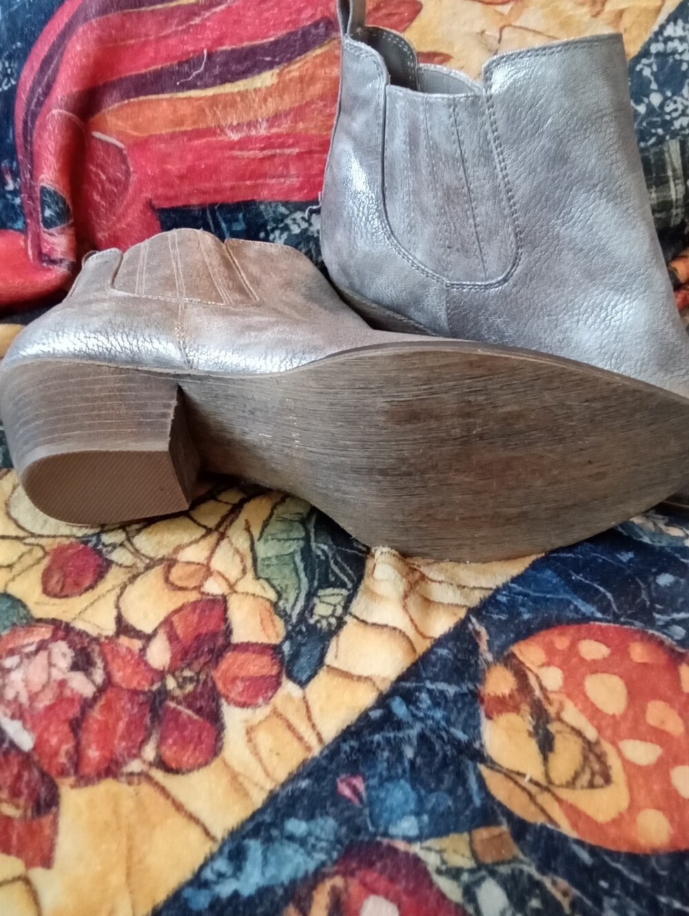 #1716 Metallic Silver Women’s Ankle Boots - Stylish Slip-On - 10 - Picture 4 of 4